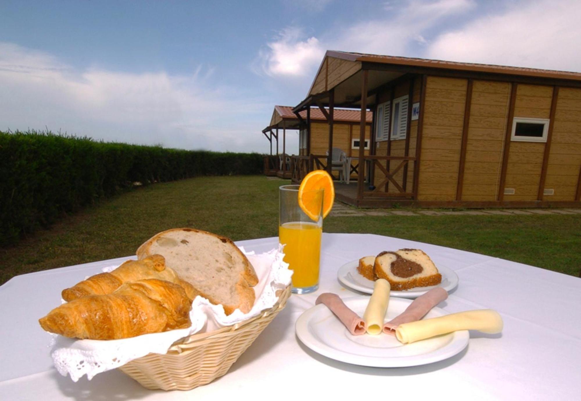 Parque De Campismo Da Ilha Do Pessegueiro Hotel ปอร์โตโกโว ภายนอก รูปภาพ